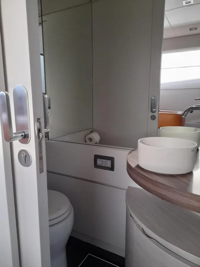 Luxury Yacht Portosole Hotel San Remo 0*,